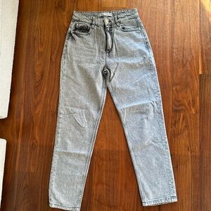 Lot of two pairs of Zara mom fit jeans